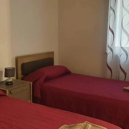 Kian アパート ビクトリア